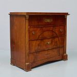 1167 6364 CHEST OF DRAWERS